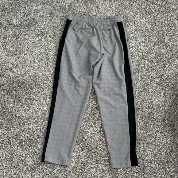 Athleta Gray Ankle Pants - Picture 5 of 6